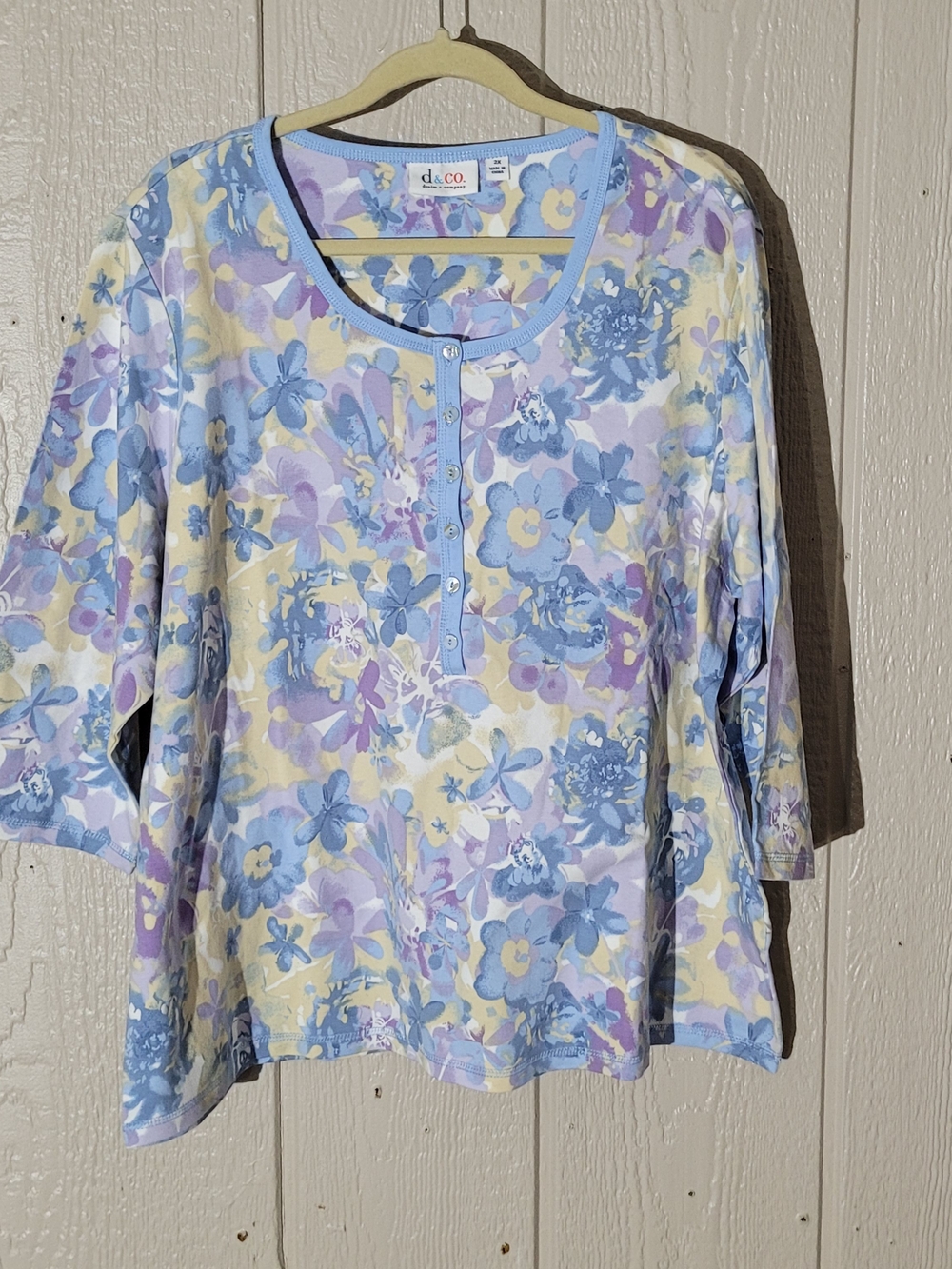 d&co Floral Button Henley Top - Blue/Purple/Cream